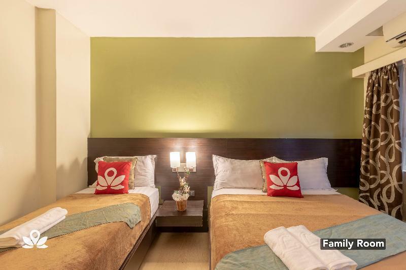 Lorenzzo Suites Hotel Makati City Exterior photo